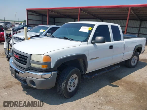✅ 2005 GMC Sierra 2500HD Work Truck • VIN: 1GTHC29U95E344786 • Lot: 42480114. Wystawiony na IAAI z przebiegiem 155 342 mil. Bezpłatny archiwum sprzedaży aukcyjnych z USA i szczegółowy raport historii pojazdu na DreamBid. Zdjęcie 2.