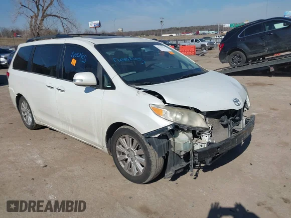 ✅ 2013 Toyota Sienna XLE • VIN: 5TDYK3DC3DS330818 • Lot: 44379925. Listed on IAAI with 227,382 mi. Free auction sales archive from the USA and detailed vehicle history report at DreamBid. Image 1.