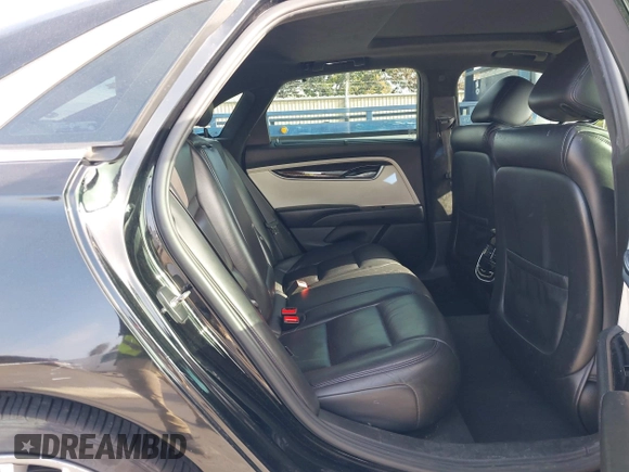 ✅ 2015 Cadillac XTS Platinum • VIN: 2G61S5S33F9236159 • Lot: 43820020. Wystawiony na IAAI z przebiegiem 185 839 mil. Bezpłatny archiwum sprzedaży aukcyjnych z USA i szczegółowy raport historii pojazdu na DreamBid. Zdjęcie 8.