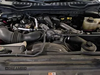 ✅ 2018 Ford F-450 XL • VIN: 1FD0W4HT7JEC68824 • Lot: 77602744. Wystawiony na Copart z przebiegiem 165 935 mil. Bezpłatny archiwum sprzedaży aukcyjnych z USA i szczegółowy raport historii pojazdu na DreamBid. Zdjęcie 14.