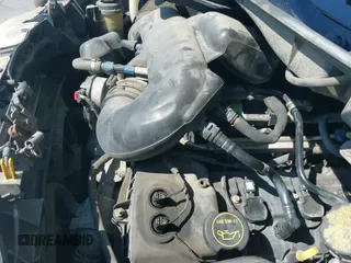 ✅ 2019 Ford Transit • VIN: 1FTYE1ZMXKKA69480 • Lot: 42932812. Wystawiony na IAAI z przebiegiem 175 617 mil. Bezpłatny archiwum sprzedaży aukcyjnych z USA i szczegółowy raport historii pojazdu na DreamBid. Zdjęcie 21.