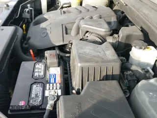 ✅ 2009 Hyundai Santa Fe Limited • VIN: 5NMSH13E99H280335 • Lot: 43850186. Listed on IAAI with 141,545 mi. Free auction sales archive from the USA and detailed vehicle history report at DreamBid. Image 12.