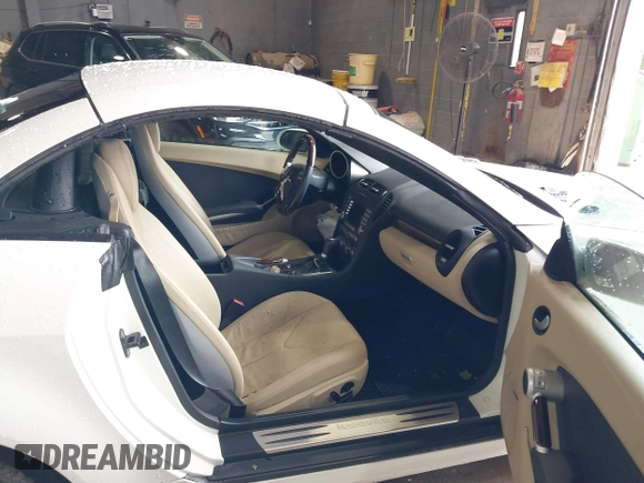 ✅ 2008 Mercedes-Benz SLK 280 • VIN: WDBWK54F88F189777 • Lot: 39897065. Wystawiony na IAAI z przebiegiem 33 648 mil. Bezpłatny archiwum sprzedaży aukcyjnych z USA i szczegółowy raport historii pojazdu na DreamBid. Zdjęcie 5.