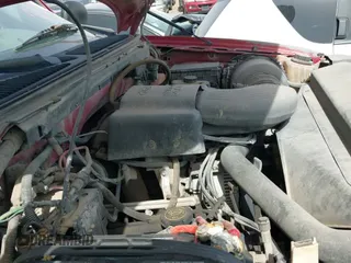 ✅ 1999 Ford F-250 • VIN: 1FTPX28W1XNB86000 • Lot: 41658393. Wystawiony na IAAI z przebiegiem Nie podano. Bezpłatny archiwum sprzedaży aukcyjnych z USA i szczegółowy raport historii pojazdu na DreamBid. Zdjęcie 11.