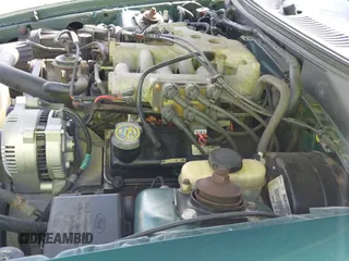 ✅ 2000 Ford Mustang • VIN: 1FAFP4041YF171564 • Lot: 42687996. Wystawiony na IAAI z przebiegiem 70 087 mil. Bezpłatny archiwum sprzedaży aukcyjnych z USA i szczegółowy raport historii pojazdu na DreamBid. Zdjęcie 19.