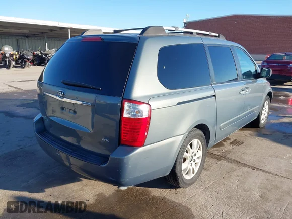 ✅ 2006 Kia Sedona LX • VIN: KNDMB233266069131 • Lot: 41398355. Wystawiony na IAAI z przebiegiem 227 353 mil. Bezpłatny archiwum sprzedaży aukcyjnych z USA i szczegółowy raport historii pojazdu na DreamBid. Zdjęcie 4.