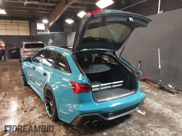 ✅ 2021 Audi RS 6 • VIN: WUA1CBF22MN901317 • Лот: 44414870. Опубліковано раніше на IAAI з пробігом 43 403 миль. Безкоштовний доступ до архіву аукціонних продажів зі США та докладний звіт про історію автомобіля на DreamBid. Зображення 3.