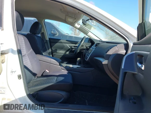 ✅ 2016 Nissan Altima S • VIN: 1N4AL3AP0GN390691 • Lot: 44409560. Listed on IAAI with 116,548 mi. Free auction sales archive from the USA and detailed vehicle history report at DreamBid. Image 5.