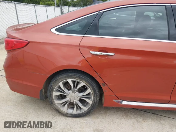 ✅ 2015 Hyundai Sonata • VIN: 5NTE34AB8FH156254 • Lot: 45431956. Wystawiony na IAAI z przebiegiem 173 100 mil. Bezpłatny archiwum sprzedaży aukcyjnych z USA i szczegółowy raport historii pojazdu na DreamBid. Zdjęcie 6.