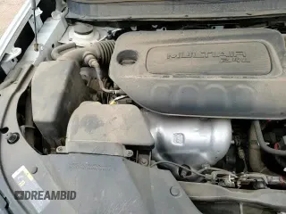 ✅ 2019 Jeep Cherokee Altitude • VIN: 1C4PJLLB9KD393292 • Лот: 65209965. Опубликован ранее на Copart с пробегом 79 435 миль. Бесплатный доступ к архиву аукционных продаж из США и подробный отчёт об истории автомобиля на DreamBid. Изображение 14.