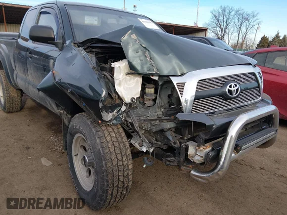 ✅ 2011 Toyota Tacoma • VIN: 5TFUU4EN8BX003952 • Лот: 44184206. Опубліковано раніше на IAAI з пробігом 135 167 миль. Безкоштовний доступ до архіву аукціонних продажів зі США та докладний звіт про історію автомобіля на DreamBid. Зображення 6.