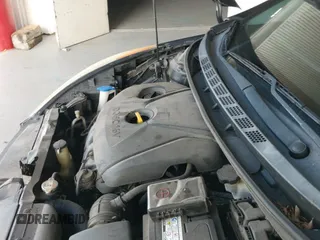 2013 Hyundai Elantra GLS with VIN 5NPDH4AE1DH258533, listed as a IAAI auction lot 43133552 with 208,014 mi miles and . Bid and sale history available at DreamBid. Image 19.