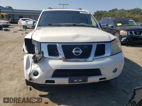 ✅ 2009 Nissan Armada SE • VIN: 5N1BA08DX9N605832 • Lot: 68893894. Wystawiony na Copart z przebiegiem 256 192 mil. Bezpłatny archiwum sprzedaży aukcyjnych z USA i szczegółowy raport historii pojazdu na DreamBid. Zdjęcie 5.