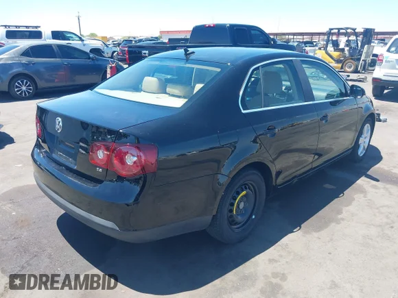✅ 2009 Volkswagen Jetta SE • VIN: 3VWRZ71K39M017601 • Lot: 45486172. Wystawiony na IAAI z przebiegiem 187 410 mil. Bezpłatny archiwum sprzedaży aukcyjnych z USA i szczegółowy raport historii pojazdu na DreamBid. Zdjęcie 4.