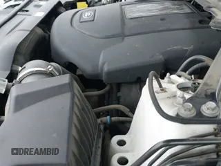 ✅ 2018 Land Rover Range Rover Sport HSE • VIN: SALWR2RK7JA185054 • Лот: 41120433. Опубликован ранее на IAAI с пробегом 82 523 миль. Бесплатный доступ к архиву аукционных продаж из США и подробный отчёт об истории автомобиля на DreamBid. Изображение 18.