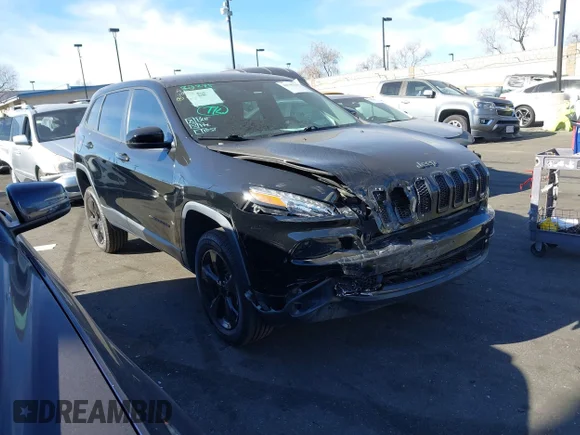 ✅ 2018 Jeep Cherokee Latitude • VIN: 1C4PJMCX6JD575371 • Лот: 44146119. Опубликован ранее на IAAI с пробегом 96 652 миль. Бесплатный доступ к архиву аукционных продаж из США и подробный отчёт об истории автомобиля на DreamBid. Изображение 1.