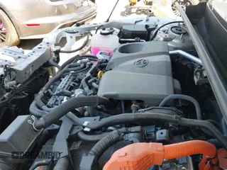 ✅ 2024 Toyota Venza LE • VIN: JTEAAAAH4RJ172353 • Лот: 43305818. Опубликован ранее на IAAI с пробегом 20 135 миль. Бесплатный доступ к архиву аукционных продаж из США и подробный отчёт об истории автомобиля на DreamBid. Изображение 22.