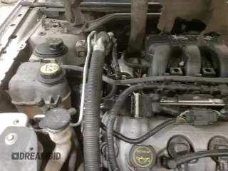 ✅ 2008 Mercury Sable Premier • VIN: 1MEHM43W18G601580 • Lot: 85345614. Listed on Copart with 266,978 mi. Free auction sales archive from the USA and detailed vehicle history report at DreamBid. Image 13.