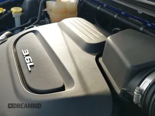 ✅ 2018 Chrysler Pacifica Touring L Plus • VIN: 2C4RC1EG4JR257745 • Lot: 43676603. Wystawiony na IAAI z przebiegiem 54 373 mil. Bezpłatny archiwum sprzedaży aukcyjnych z USA i szczegółowy raport historii pojazdu na DreamBid. Zdjęcie 19.