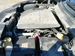 ✅ 2015 Jeep Cherokee Latitude • VIN: 1C4PJMCS8FW686102 • Lot: 43408691. Wystawiony na IAAI z przebiegiem 52 929 mil. Bezpłatny archiwum sprzedaży aukcyjnych z USA i szczegółowy raport historii pojazdu na DreamBid. Zdjęcie 20.