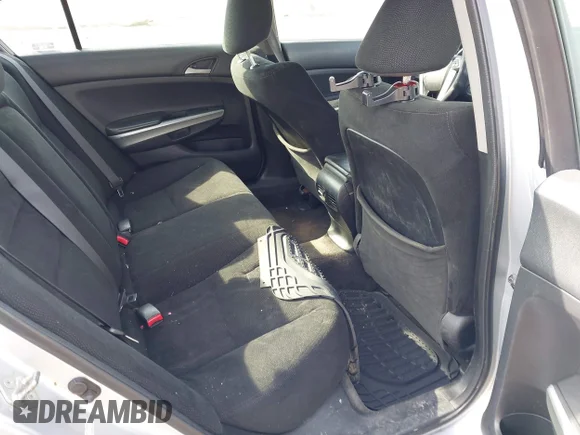 ✅ 2010 Honda Accord EX • VIN: 1HGCP2F71AA019789 • Lot: 44879927. Wystawiony na IAAI z przebiegiem 113 386 mil. Bezpłatny archiwum sprzedaży aukcyjnych z USA i szczegółowy raport historii pojazdu na DreamBid. Zdjęcie 8.