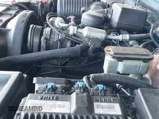 ✅ 1997 Chevrolet Silverado 1500 • VIN: 1GCEK19M6VE154721 • Lot: 43496424. Wystawiony na IAAI z przebiegiem 286 056 mil. Bezpłatny archiwum sprzedaży aukcyjnych z USA i szczegółowy raport historii pojazdu na DreamBid. Zdjęcie 19.