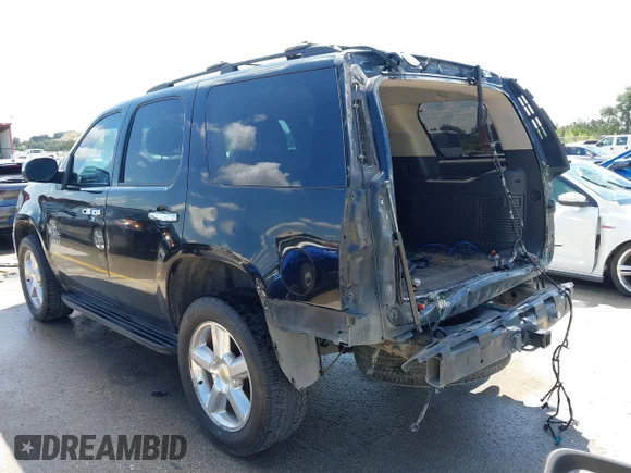 ✅ 2012 Chevrolet Tahoe LS • VIN: 1GNSKAE00CR238875 • Lot: 43110354. Wystawiony na IAAI z przebiegiem 288 196 mil. Bezpłatny archiwum sprzedaży aukcyjnych z USA i szczegółowy raport historii pojazdu na DreamBid. Zdjęcie 3.