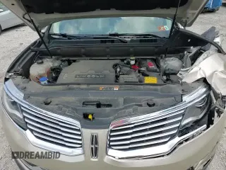 ✅ 2017 Lincoln MKX Reserve • VIN: 2LMPJ8LR4HBL48401 • Lot: 66480125. Wystawiony na Copart z przebiegiem 41 497 mil. Bezpłatny archiwum sprzedaży aukcyjnych z USA i szczegółowy raport historii pojazdu na DreamBid. Zdjęcie 14.