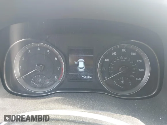✅ 2019 Hyundai Kona SE • VIN: KM8K1CAA5KU282187 • Lot: 44076362. Wystawiony na IAAI z przebiegiem 90 828 mil. Bezpłatny archiwum sprzedaży aukcyjnych z USA i szczegółowy raport historii pojazdu na DreamBid. Zdjęcie 7.