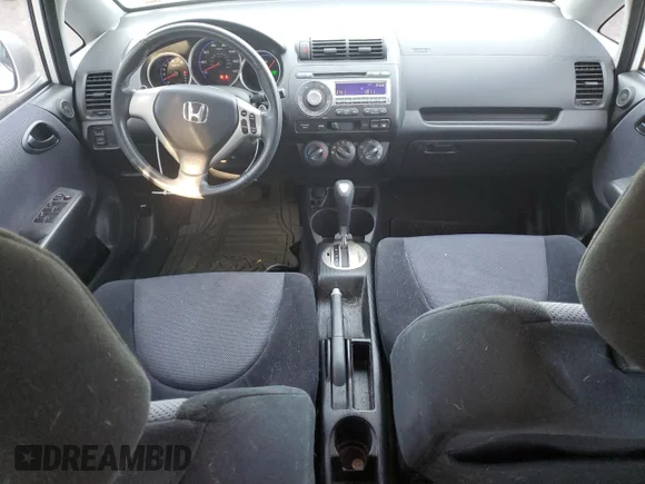 ✅ 2007 Honda Fit Sport • VIN: JHMGD386X7S048180 • Lot: 74252494. Wystawiony na Copart z przebiegiem 112 828 mil. Bezpłatny archiwum sprzedaży aukcyjnych z USA i szczegółowy raport historii pojazdu na DreamBid. Zdjęcie 8.