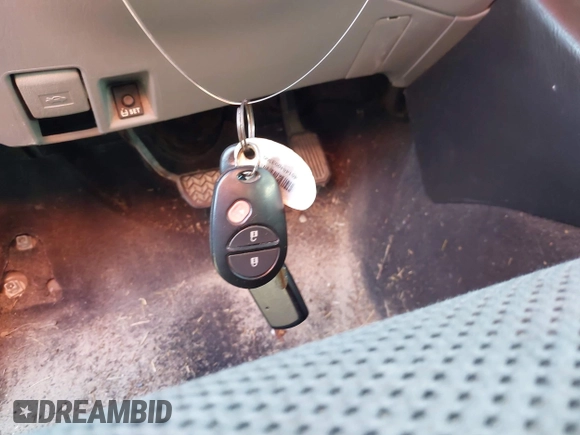 ✅ 2013 Toyota Tacoma • VIN: 3TMLU4EN4DM126930 • Lot: 44134597. Wystawiony na IAAI z przebiegiem 319 364 mil. Bezpłatny archiwum sprzedaży aukcyjnych z USA i szczegółowy raport historii pojazdu na DreamBid. Zdjęcie 11.