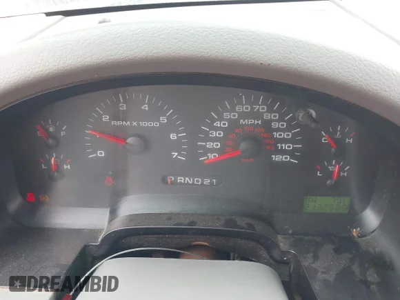 ✅ 2006 Ford F-150 STX • VIN: 1FTRX12W46NA40006 • Лот: 44744613. Опубліковано раніше на IAAI з пробігом 213 258 миль. Безкоштовний доступ до архіву аукціонних продажів зі США та докладний звіт про історію автомобіля на DreamBid. Зображення 7.