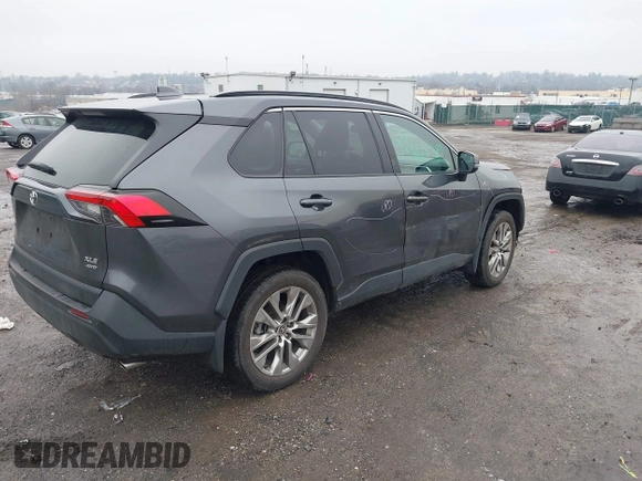 ✅ 2023 Toyota RAV4 XLE Premium • VIN: 2T3A1RFV7PC387338 • Lot: 44546886. Wystawiony na IAAI z przebiegiem 24 436 mil. Bezpłatny archiwum sprzedaży aukcyjnych z USA i szczegółowy raport historii pojazdu na DreamBid. Zdjęcie 4.
