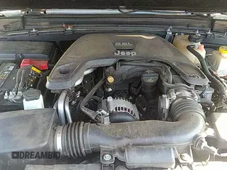 ✅ 2020 Jeep Gladiator Sport S • VIN: 1C6JJTAG1LL123914 • Лот: 43463921. Опубликован ранее на IAAI с пробегом 74 767 миль. Бесплатный доступ к архиву аукционных продаж из США и подробный отчёт об истории автомобиля на DreamBid. Изображение 19.