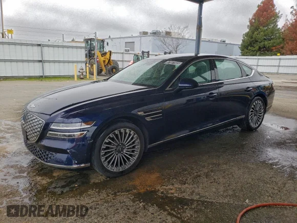 ✅ 2023 Genesis G80 • VIN: KMTGE4S13PU004710 • Лот: 97807565. Опубликован ранее на Copart с пробегом 27 300 миль. Бесплатный доступ к архиву аукционных продаж из США и подробный отчёт об истории автомобиля на DreamBid. Изображение 1.