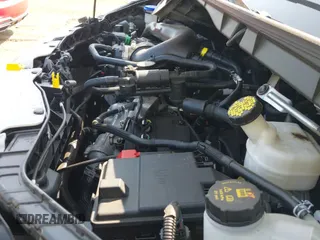 ✅ 2025 Ford Transit Passenger XL • VIN: 1FBAX2Y82SKA20901 • Lot: 43265671. Wystawiony na IAAI z przebiegiem 13 019 mil. Bezpłatny archiwum sprzedaży aukcyjnych z USA i szczegółowy raport historii pojazdu na DreamBid. Zdjęcie 19.