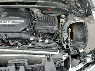 ✅ 2022 BMW X1 xDrive28i • VIN: WBXJG9C0XN5V03922 • Lot: 51248095. Wystawiony na Copart z przebiegiem 52 282 mil. Bezpłatny archiwum sprzedaży aukcyjnych z USA i szczegółowy raport historii pojazdu na DreamBid. Zdjęcie 17.