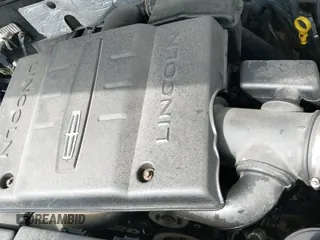 ✅ 2014 Lincoln Navigator • VIN: 5LMJJ2J53EEL08886 • Lot: 41971904. Listed on IAAI with 140,190 mi. Free auction sales archive from the USA and detailed vehicle history report at DreamBid. Image 19.