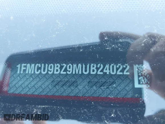 ✅ 2021 Ford Escape SE Hybrid • VIN: 1FMCU9BZ9MUB24022 • Лот: 45219920. Опубліковано раніше на IAAI з пробігом 39 959 миль. Безкоштовний доступ до архіву аукціонних продажів зі США та докладний звіт про історію автомобіля на DreamBid. Зображення 9.