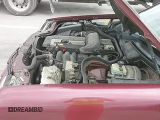 ✅ 1996 Mercedes-Benz E 320 • VIN: WDBJF55F1TJ014578 • Lot: 41939599. Listed on IAAI with 115,461 mi. Free auction sales archive from the USA and detailed vehicle history report at DreamBid. Image 13.