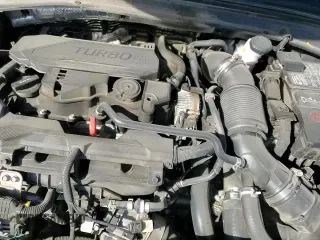 ✅ 2022 Kia K5 LXS • VIN: 5XXG14J27NG086562 • Лот: 87283755. Опубликован ранее на Copart с пробегом 61 492 миль. Бесплатный доступ к архиву аукционных продаж из США и подробный отчёт об истории автомобиля на DreamBid. Изображение 13.