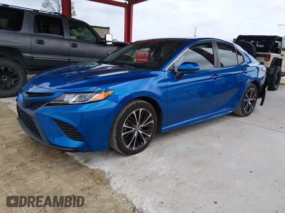 ✅ 2018 Toyota Camry SE • VIN: 4T1B11HK6JU135961 • Lot: 44749785. Wystawiony na IAAI z przebiegiem 75 327 mil. Bezpłatny archiwum sprzedaży aukcyjnych z USA i szczegółowy raport historii pojazdu na DreamBid. Zdjęcie 2.