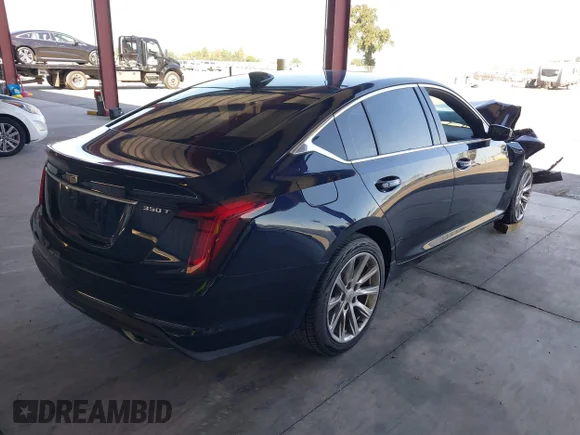 ✅ 2020 Cadillac CT5 Luxury • VIN: 1G6DM5RK2L0117741 • Lot: 42369222. Wystawiony na IAAI z przebiegiem 206 105 mil. Bezpłatny archiwum sprzedaży aukcyjnych z USA i szczegółowy raport historii pojazdu na DreamBid. Zdjęcie 4.