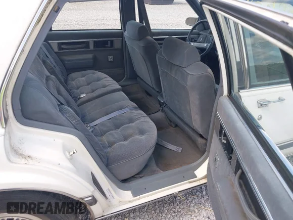 ✅ 1989 Oldsmobile Delta • VIN: 1G3HY54C2K1830022 • Lot: 43012473. Wystawiony na IAAI z przebiegiem 112 310 mil. Bezpłatny archiwum sprzedaży aukcyjnych z USA i szczegółowy raport historii pojazdu na DreamBid. Zdjęcie 8.