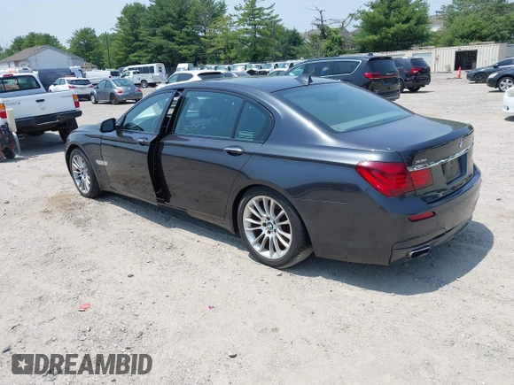 ✅ 2014 BMW 7 Series ALPINA B7 xDrive • VIN: WBAYF8C5XED141940 • Lot: 42494202. Wystawiony na IAAI z przebiegiem 109 019 mil. Bezpłatny archiwum sprzedaży aukcyjnych z USA i szczegółowy raport historii pojazdu na DreamBid. Zdjęcie 3.