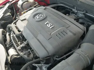 ✅ 2018 Volkswagen Golf S • VIN: 3VWG17AU7JM274667 • Lot: 42502459. Listed on IAAI with 44,036 mi. Free auction sales archive from the USA and detailed vehicle history report at DreamBid. Image 19.