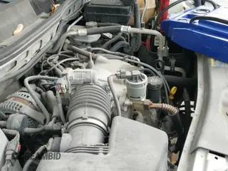 ✅ 2009 Pontiac Torrent • VIN: 2CKDL43F296212895 • Lot: 43708744. Wystawiony na IAAI z przebiegiem 205 412 mil. Bezpłatny archiwum sprzedaży aukcyjnych z USA i szczegółowy raport historii pojazdu na DreamBid. Zdjęcie 12.