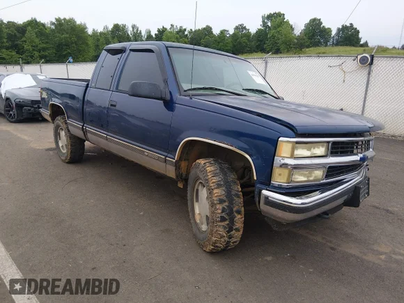 ✅ 1998 Chevrolet Silverado 1500 • VIN: 1GCEK19R1WR143860 • Лот: 44999587. Опубліковано раніше на IAAI з пробігом 258 894 миль. Безкоштовний доступ до архіву аукціонних продажів зі США та докладний звіт про історію автомобіля на DreamBid. Зображення 1.