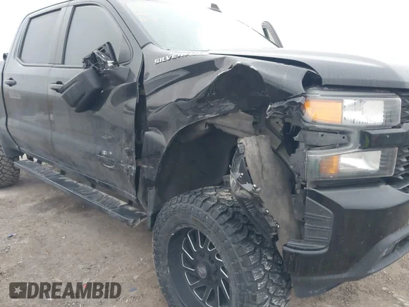 ✅ 2021 Chevrolet Silverado 1500 Custom • VIN: 3GCPYBEK5MG238988 • Lot: 43921025. Wystawiony na IAAI z przebiegiem 61 390 mil. Bezpłatny archiwum sprzedaży aukcyjnych z USA i szczegółowy raport historii pojazdu na DreamBid. Zdjęcie 6.