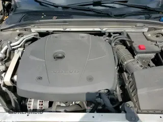 ✅ 2019 Volvo V60 • VIN: YV1A22SM6K1337161 • Лот: 68852185. Опубликован ранее на Copart с пробегом 45 850 миль. Бесплатный доступ к архиву аукционных продаж из США и подробный отчёт об истории автомобиля на DreamBid. Изображение 14.